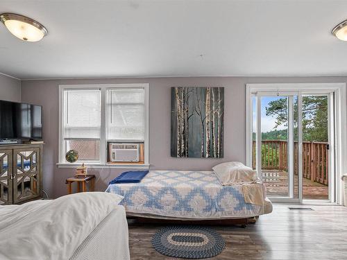 4322 Highway 236, Kennetcook, NS 