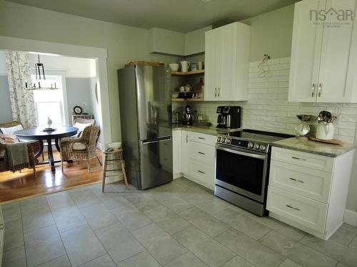 29 River Avenue, Oxford, NS 