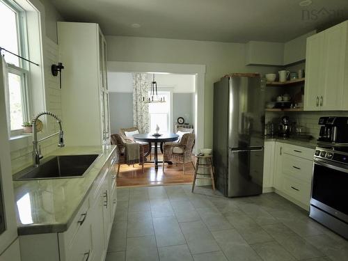29 River Avenue, Oxford, NS 