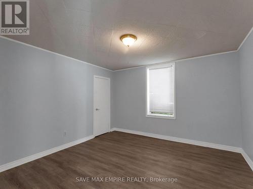 19 Minto Street, Toronto, ON - Indoor Photo Showing Other Room