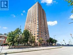 2106 - 115 OMNI DRIVE  Toronto, ON M1P 5B4