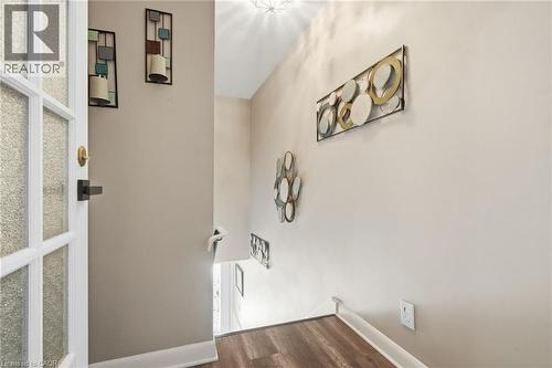 33 Centennial Parkway S, Hamilton, ON - Indoor Photo Showing Other Room
