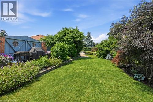 33 Centennial Parkway S, Hamilton, ON - Outdoor