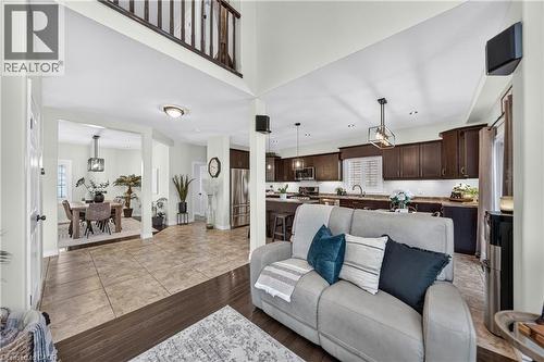 101 Fitzgerald Drive, Cambridge, ON - Indoor Photo Showing Living Room