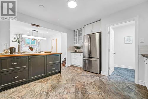 52 Devins Drive, Aurora, ON 