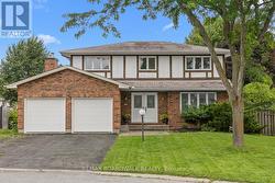 42 PICKWICK DRIVE Ottawa, ON K2J 3E7