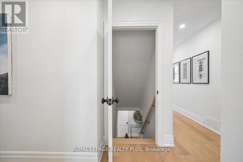 1594 Calumet Place, Mississauga, ON 