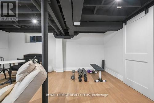1594 Calumet Place, Mississauga, ON 