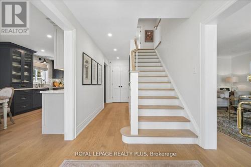 1594 Calumet Place, Mississauga, ON 