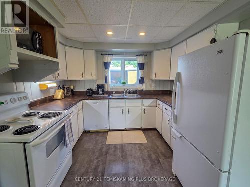 75 Third Street, Englehart, ON 
