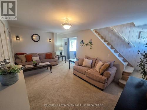 75 Third Street, Englehart, ON 