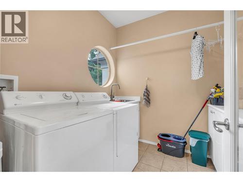 134 Deerview Crescent, Princeton, BC - Indoor Photo Showing Laundry Room