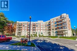 483 FAITH Drive Unit# 301  Mississauga, ON L5R 0A1