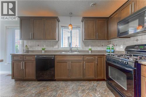 139 Pebblecreek Drive, Kitchener, ON - Indoor Photo Showing Kitchen With Double Sink