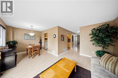 Living room - 16 Scottacres Boulevard, Caledonia, ON 