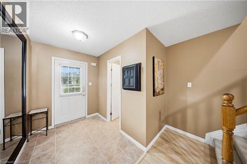 16 Scottacres Boulevard, Caledonia, ON 