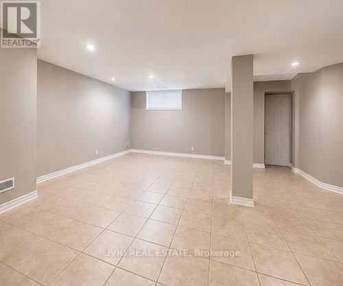 BSMT - 8 JANRAY DRIVE , Toronto, Ontario M1G 1Y1 4