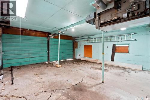 4240 8Th Avenue, Regina, SK - 