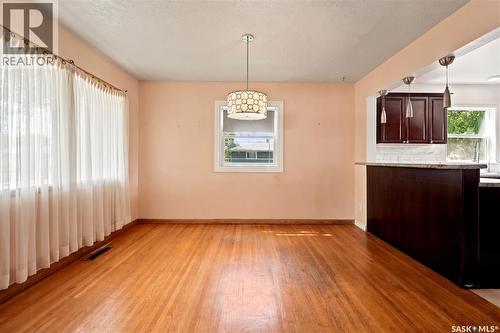 4240 8Th Avenue, Regina, SK - Indoor