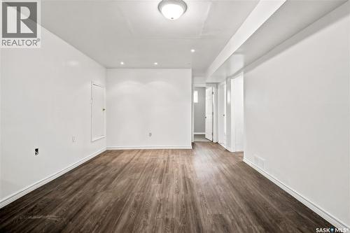4240 8Th Avenue, Regina, SK - Indoor Photo Showing Other Room
