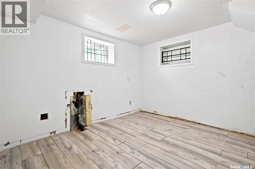 4240 8Th Avenue, Regina, SK - Indoor Photo Showing Other Room