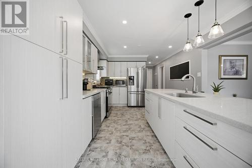 46 Lipton Crescent, Whitby, ON 