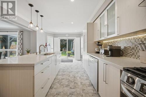 46 Lipton Crescent, Whitby, ON 