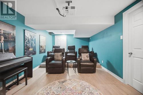 46 Lipton Crescent, Whitby, ON 