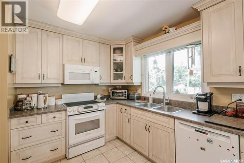 2704 Preston Avenue S, Saskatoon, SK 