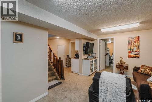 2704 Preston Avenue S, Saskatoon, SK 