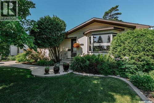 2704 Preston Avenue S, Saskatoon, SK 