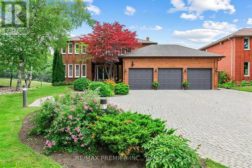 28 BRIDGEND COURT S  Vaughan, ON L4L 3L3