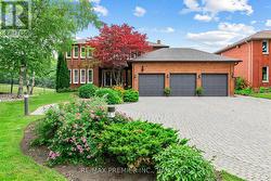 28 BRIDGEND COURT S Vaughan, ON L4L 3L3
