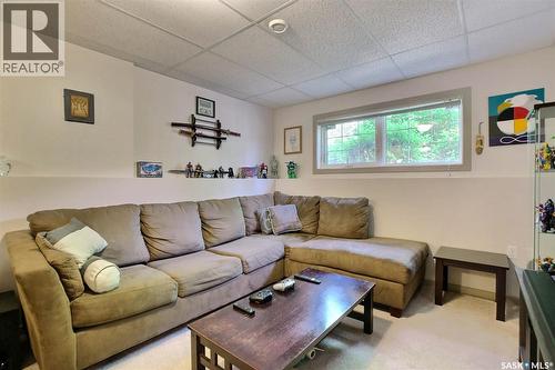4962 Marigold Drive, Regina, SK - Indoor Photo Showing Living Room