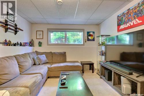 4962 Marigold Drive, Regina, SK - Indoor Photo Showing Living Room