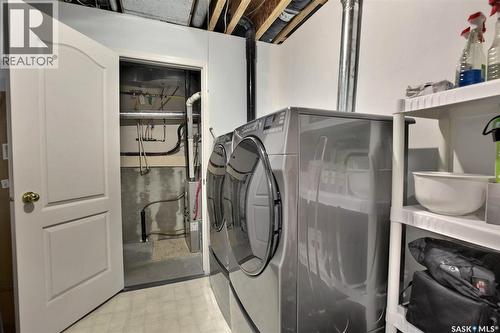 4962 Marigold Drive, Regina, SK - Indoor Photo Showing Laundry Room