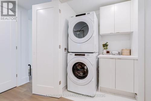 305 - 259 The Kingsway, Toronto, ON 