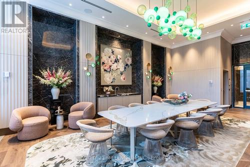 305 - 259 The Kingsway, Toronto, ON 