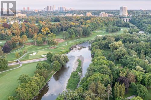 305 - 259 The Kingsway, Toronto, ON 