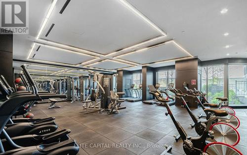 1010 - 31 Tippett Road, Toronto, ON 
