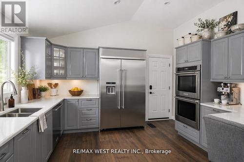 26 Hostein Drive, Hamilton, ON 