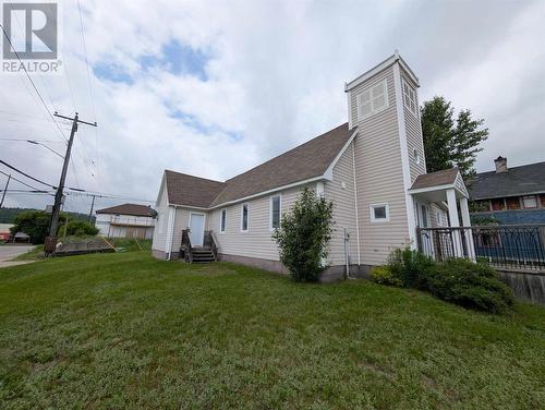 301 Superior St, White River, ON 