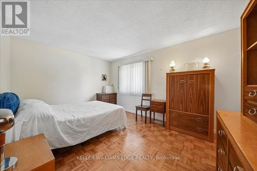 2320 Middlesmoor Crescent, Burlington, ON 