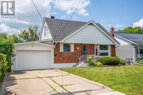 41 Angelina AVE  Sault Ste. Marie, ON P6A 4C4