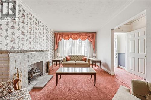 2345 Gibbon Street, Burlington, ON - Indoor Photo Showing Living Room With Fireplace