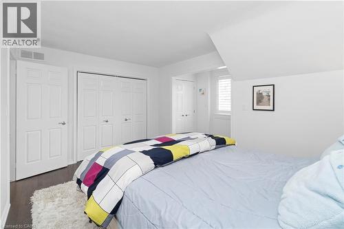 Upper Level Bedroom 2 - 18 Stonegate Drive, Hamilton, ON 