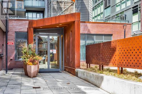 603 - 36 Howard Park Avenue, Toronto, ON 