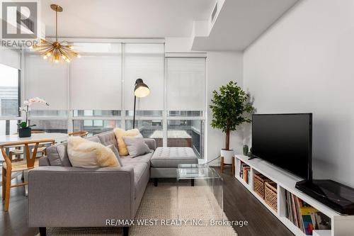 603 - 36 Howard Park Avenue, Toronto, ON 