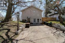 ENTRY TO BASEMENT UNIT - 