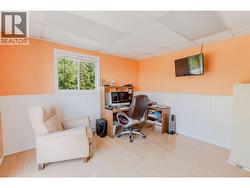 Office or hobby room main floor - 